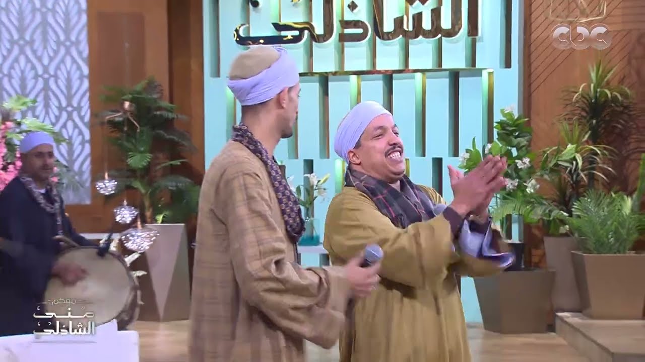 يا رب تصفى قلوبنا ونحب بعضينا.. 