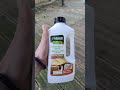 Nettoyage terrasse en bois avec un produit de marque fulgurant