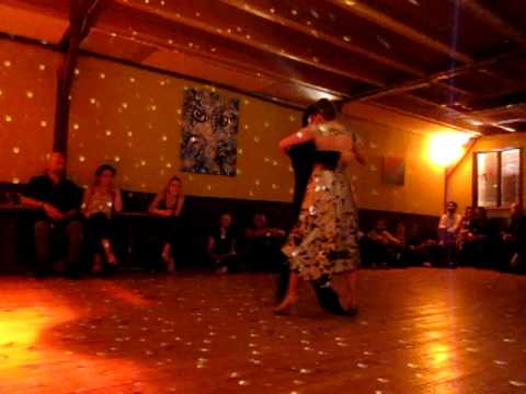 Juan Martin Carrara y Stefania Colina-3