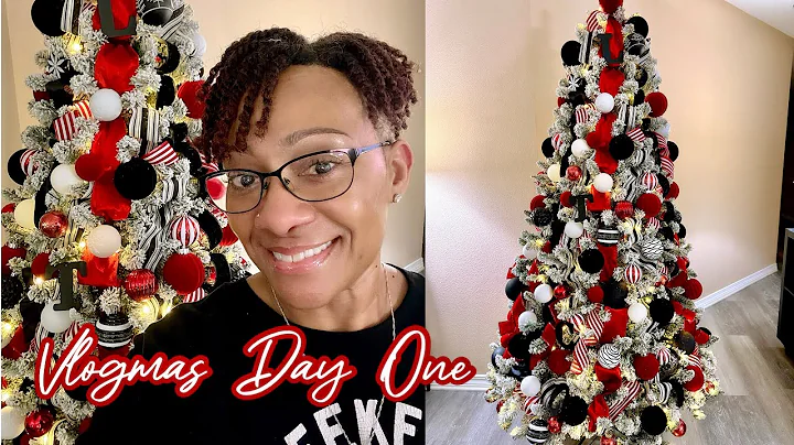 VLOGMAS DAY 1 | CHRISTMAS DECORATE WITH ME | DECORATING MY TREE