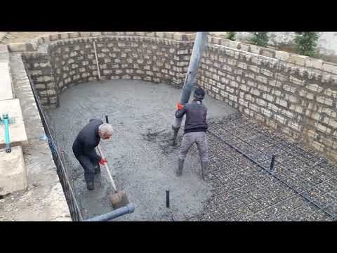 Video: Hovuzun ətrafında betonu ləkələyə bilərsinizmi?