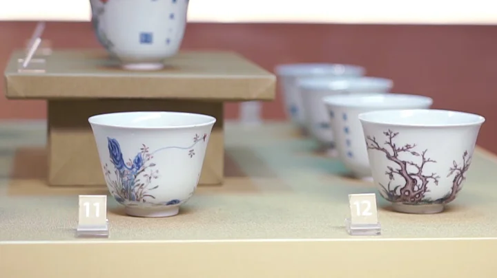 【Listening - Curators : Twelve cups with representing flowers of the months in wucai enamels】 - 天天要聞