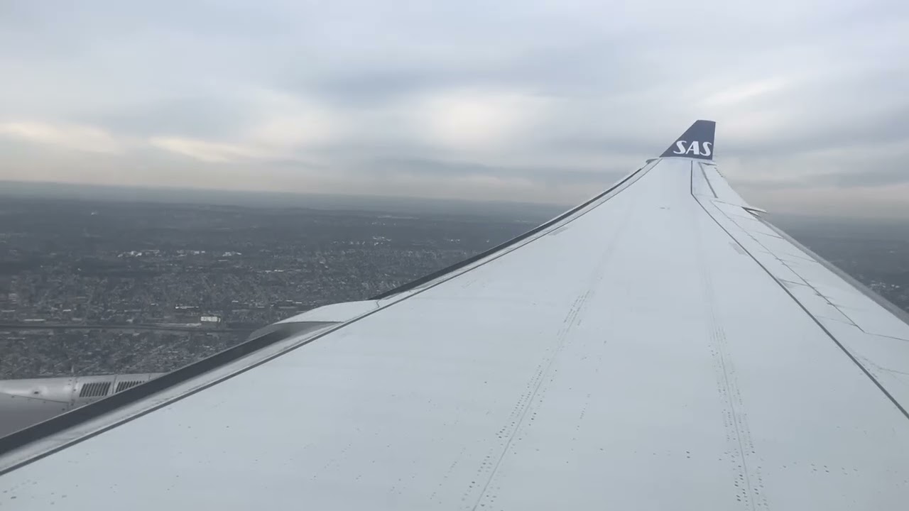 SAS Scandinavian Airlines Airbus A330-300 Landing Newark Runway 22L