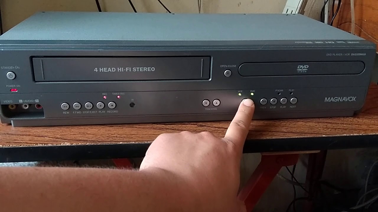 Reproductor Magnavox VHS/DVD Combo (Procedimiento Encendido) YouTube