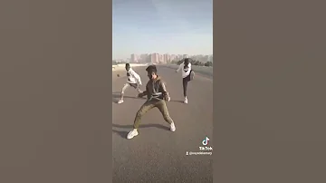 رقص عقب ع مهرجان محطوط في سجن حطان عذاب 