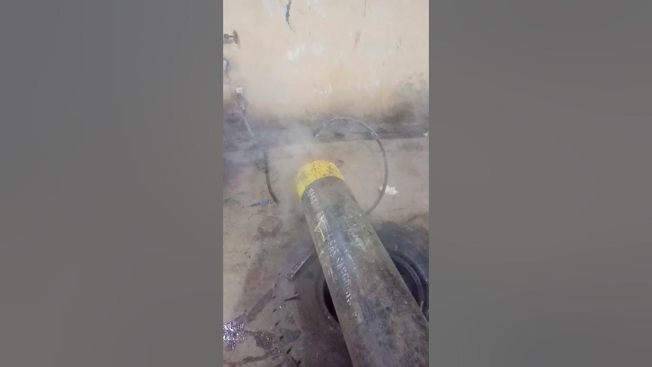 Ammonia gas cylinder leak YouTube