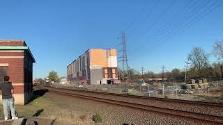 NS CR-MA-01 NS 5614 GP38-2 Leading and a Shave and a haircut