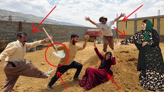 Mirza Ali's help to Hamida to build a house: shock to Mehdi and attack on Mirza Ali screenshot 4