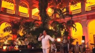 Watch Carlos Vives Aventurera video