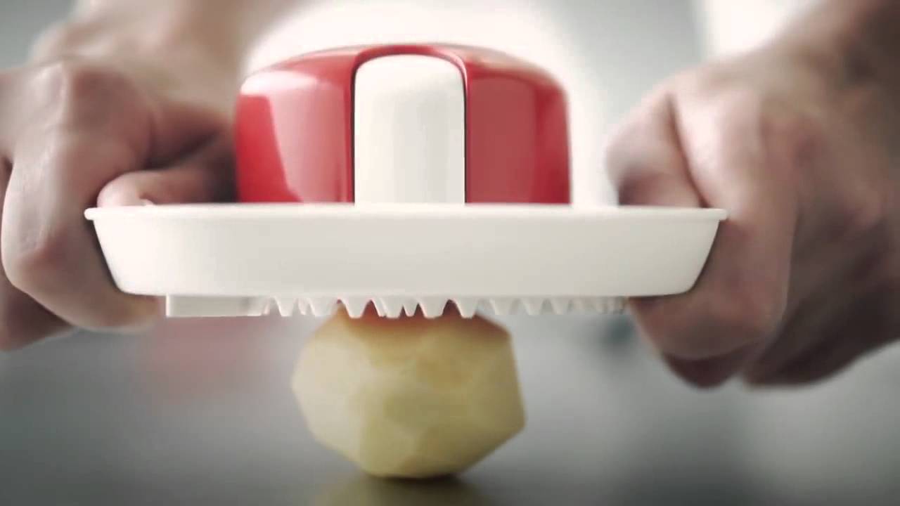 oogopslag onderwerp Reageren Tupperware MandoChef Fries - YouTube