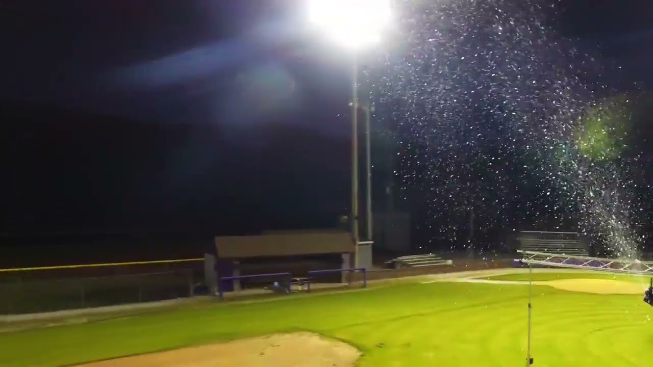 T-1600 Evaporative Snow® Machine by Global Special Effects