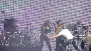 Enrique Iglesias and Ciara - Takin' Back My Love live