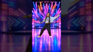 Tiny Girl Big Moves 😍🔥 | Ishq Di Galli Vich Dance #shorts #dance #viral #song