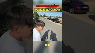 Leontin Sprüht Polizeiwagen An