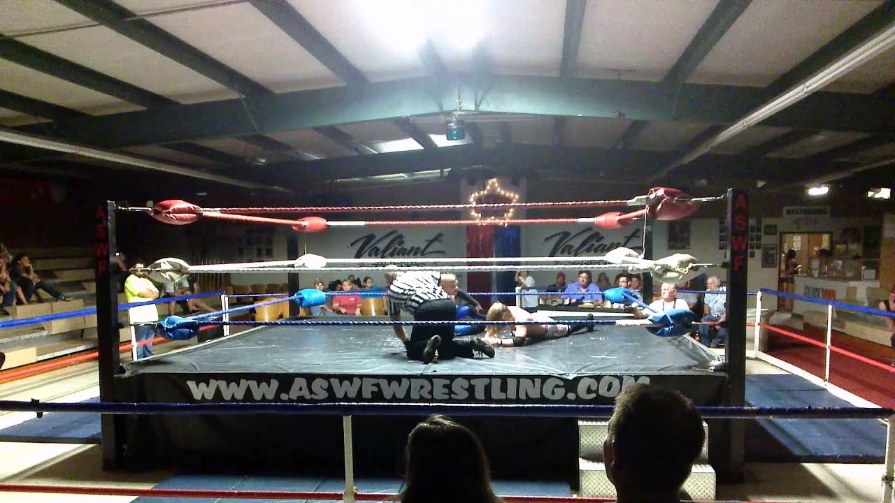 Brad Mercury vs. Briar Mercury