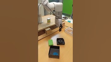 objects rich in feature #pick #robot #deeplearning  #omniverse #rl #scooping