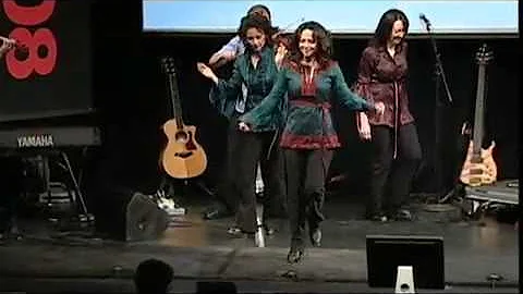 Leahy - Powerhouse Celtic Family Band Perform
