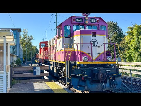 Rare MBTA Commuter Rail Consists on the North Side Work Train - Genset 3249, PNLX 9619, Caboose C-1