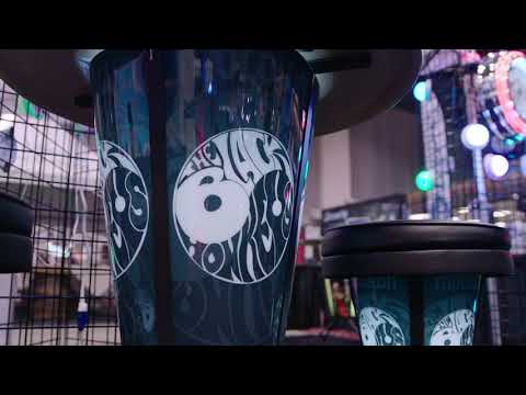led-bar-stools-and-pub-table
