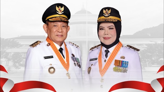 Anal gangbang uchun navbatda porno Lesosibirskdan qattiq porno