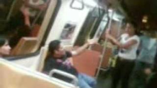 Pelea en el Metro de caracas Venezuela
