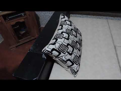 თანამედროვე კუთხის დივანი. ტელევიზორით და მინი ბარით. ელექტრო სისტემებით.