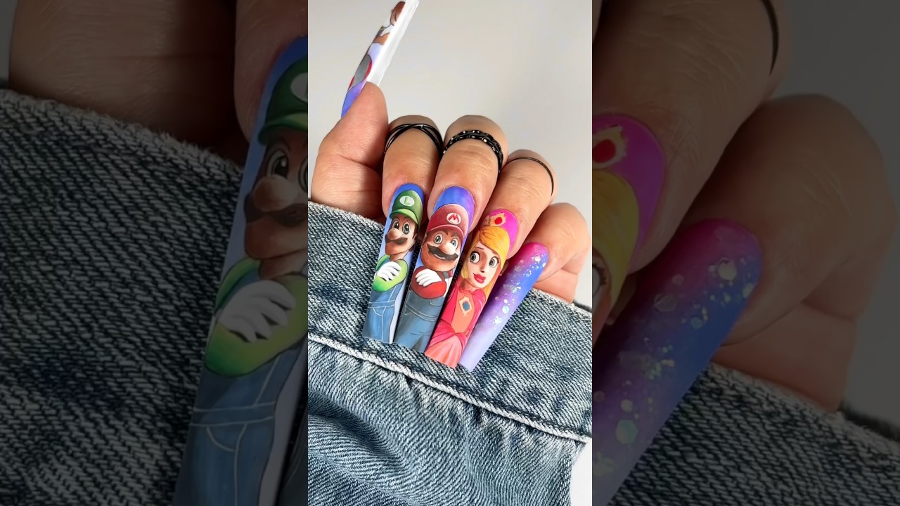 Super Mario Nail Art 
