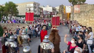 Desfile de legionarios romanos por Augusta Emerita (Fiesta Emerita Ludica) Resimi