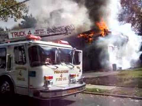 The Wayne, NJ Fire Department responded to this working house fire at 19 Cathyann Court on Thursday October 26th, 2006.