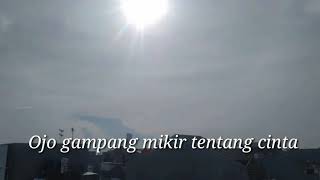 Story' wa-ojo goblok mencinta( lirik happy asmara)