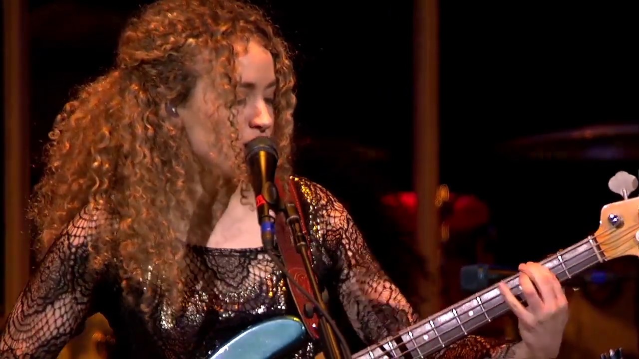 Tal Wilkenfeld - "Counterfeit" Opening for @TheWho live in Louisv...