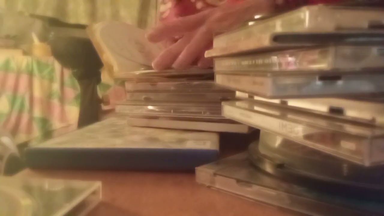 Abriendo cajas de CDs asmr 💤#suenoreparador 