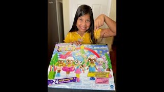 Opening the Fashion Fidgets Advent Calendar!