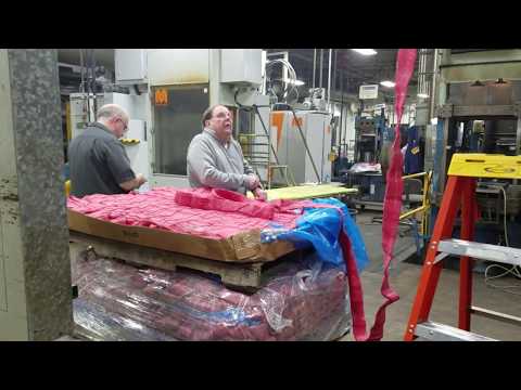 Desma B750 in action.  Custom molded rubber. Rubber industries Inc.