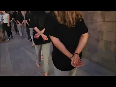 “Dressing like Naama”. Video: Dana Reany