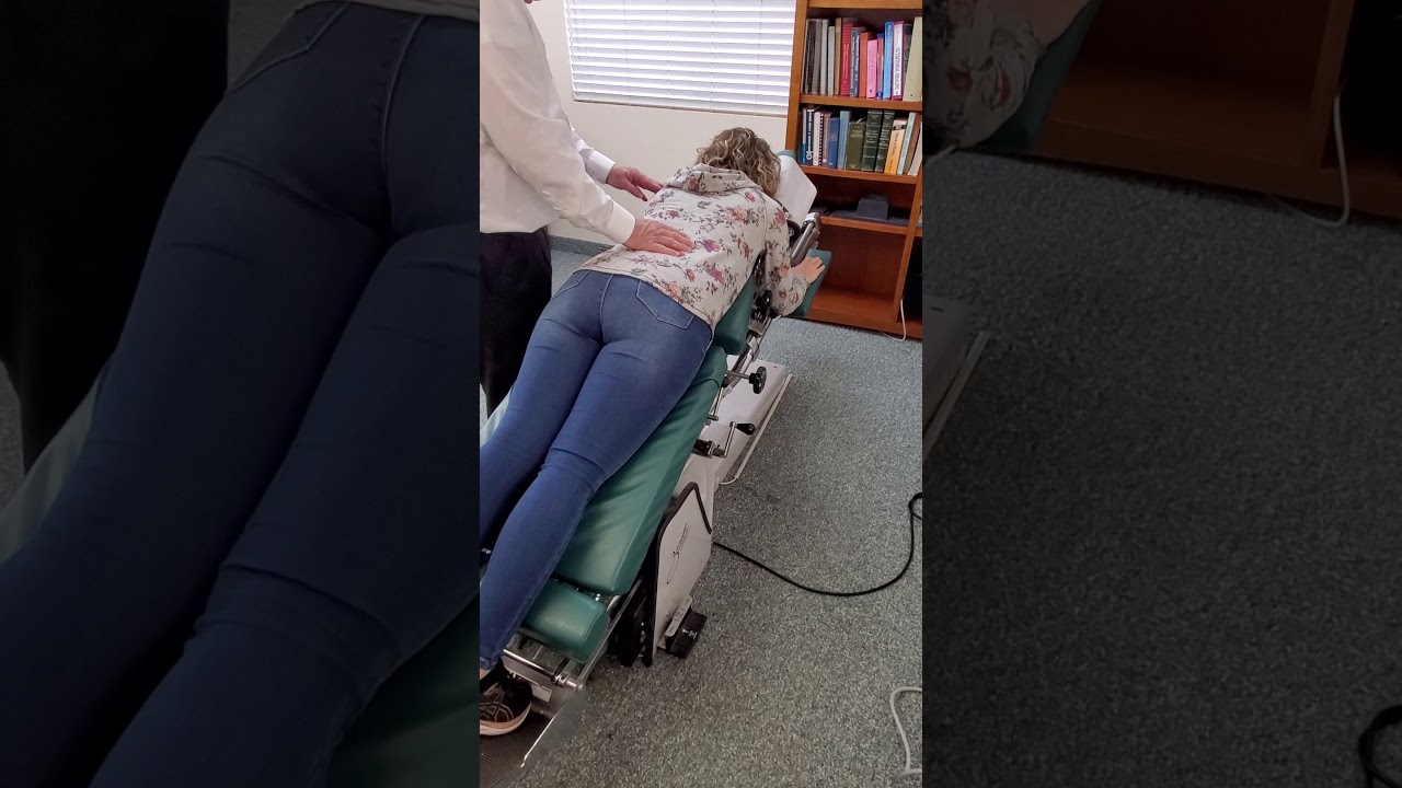 Nixa Chiropractor Offers Manual, Hands On Adjusting on the Thompson Drop Table