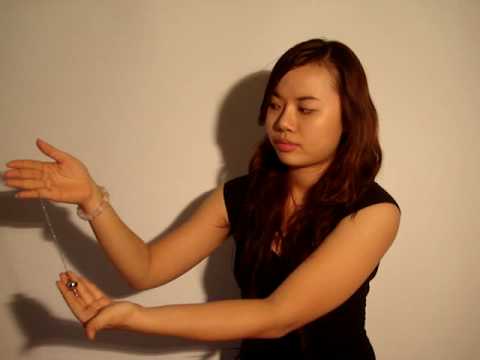 Video Cách cầm con lắc - Cảm xạ học Việt Nam - thầy Dư Quang... - YouTube