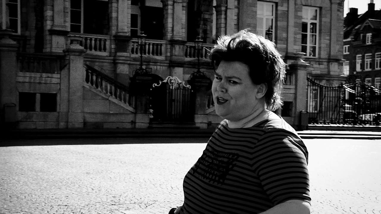 Katja Henz - Mie leve, miene lach, mie gans bestoon