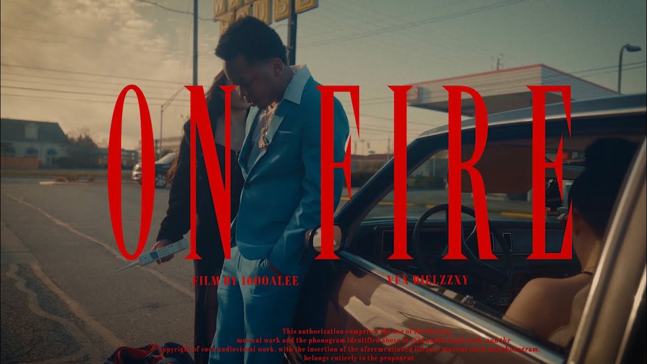 Guarda Dellinelli - On Fire (Official Music Video) su YouTube Guarda Dellinelli - On Fire (Official Music Video) su YouTube