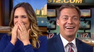 News Anchors Can't Stop Laughing At Tech Blooper by Funny Avenue 311,608 views 5 years ago 19 seconds