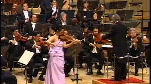 Joan Kwuon-Brahms Violin Concerto in D Major-Heinz...