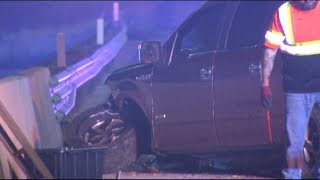 SAPD: Driver flees after crashing truck into median on Highway 151