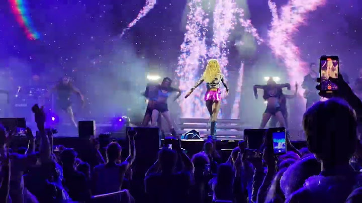 Rita Ora in Vilnius 2024, Ritual
