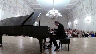 : Tchaikovsky-Pletnev. Andante Maestoso from "Nutcracker". Oleg Vainshtein (piano)