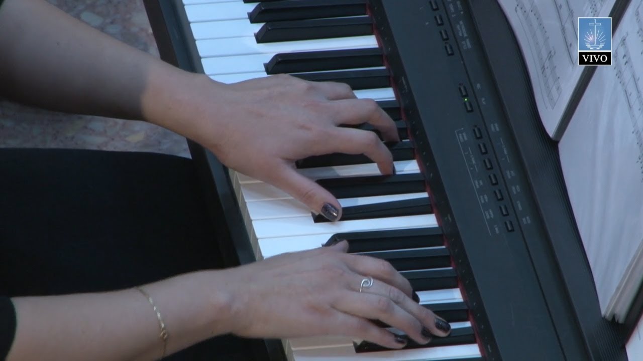 12- Oh, noche santa. Adolph Adam – orq. Diego Licciardi