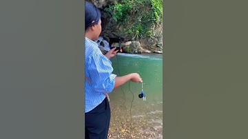 This Fishing Method is Amazing! 🤯