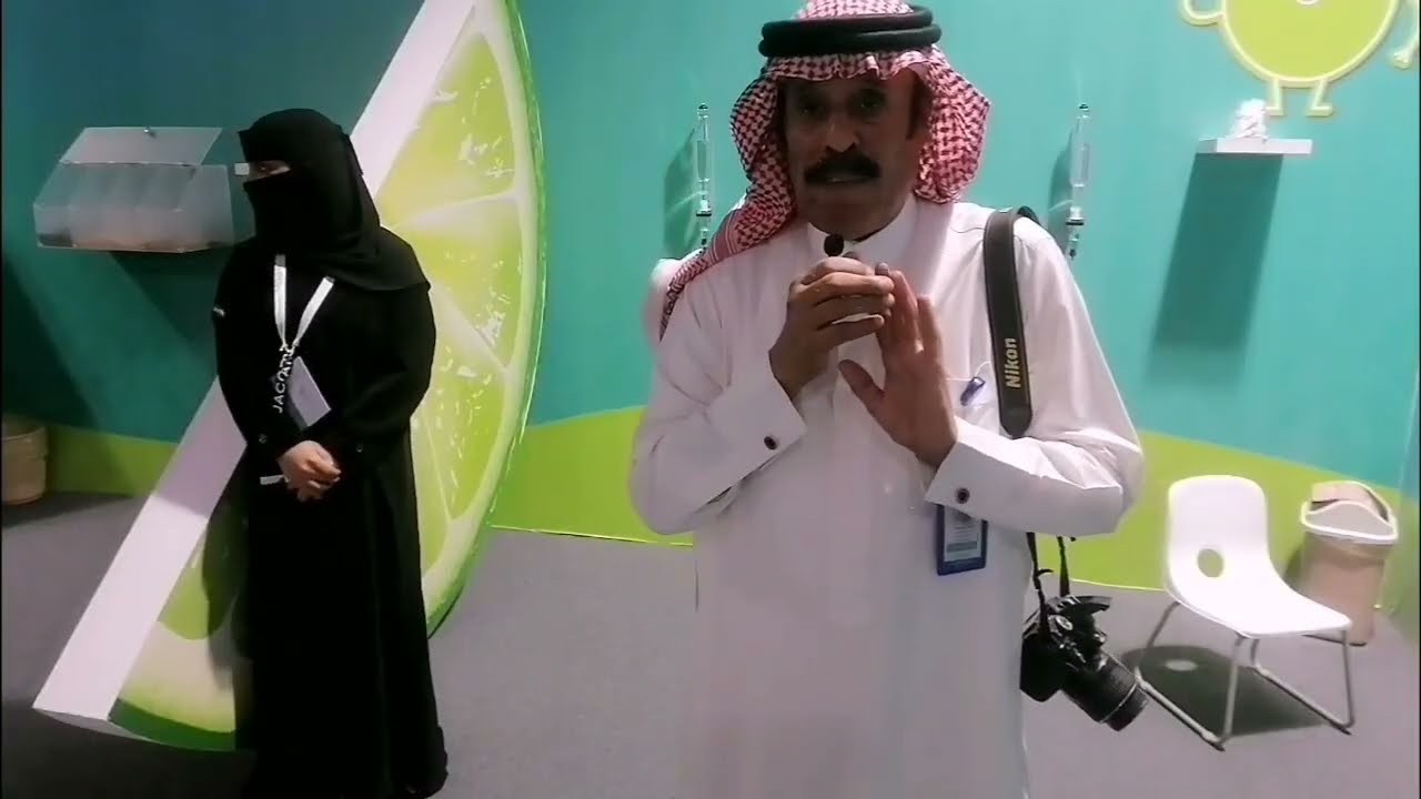 جمعية فتاةالأحساءتشارك في معرض اللومي الحساوي 2بركن الطفل الذي يعرف الطفل على اللومي ولقاءمع الزوار