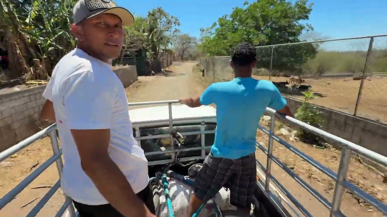 Terminamos de entregar viveres en esta sona de Don Rufino 