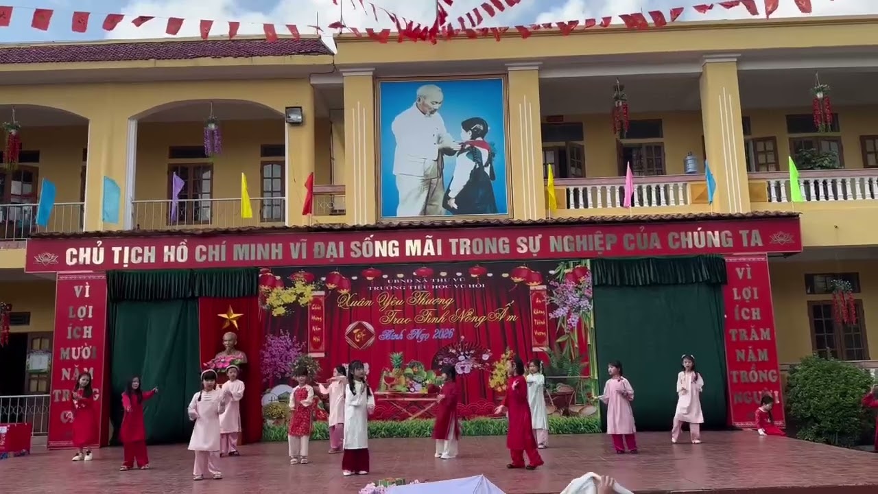 Chuyện cũ bỏ qua - Xuân 2026 TH Vũ Hội