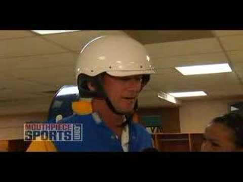 Former Chicago Bear Tom Waddle Rides a Horse-Part 1